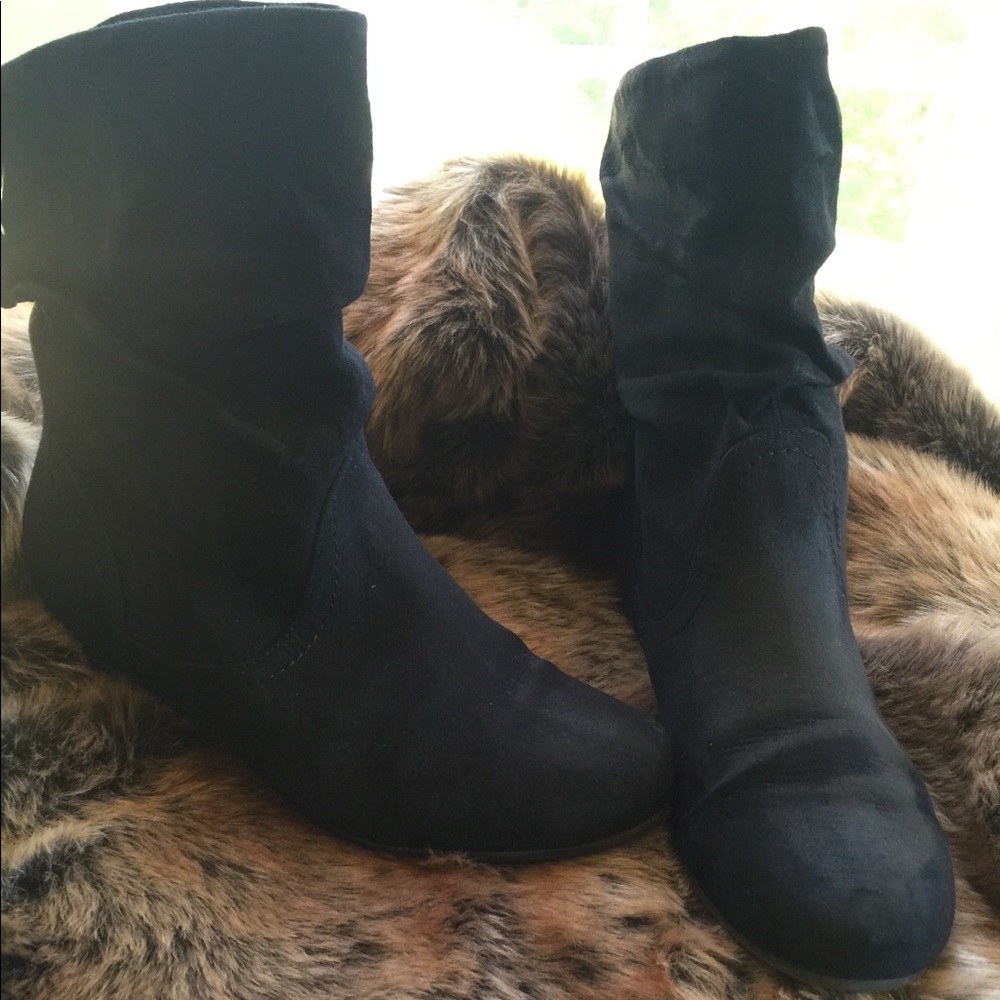 Black Ankle Boots with Cuff